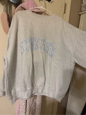 Light Gray Crewneck Sweatshirt with Blue Logo - Women’s Casual Pullover